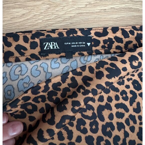 Zara Satin Effect Leopard Skirt - Picture 3 of 4